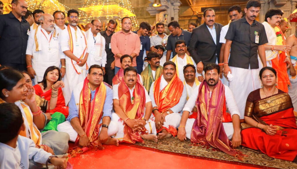 MP Chamala participated in the opening ceremony of Divva Vimana Swarna Gopura